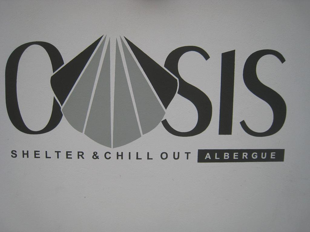 Albergue Oasis Sarria Bagian luar foto