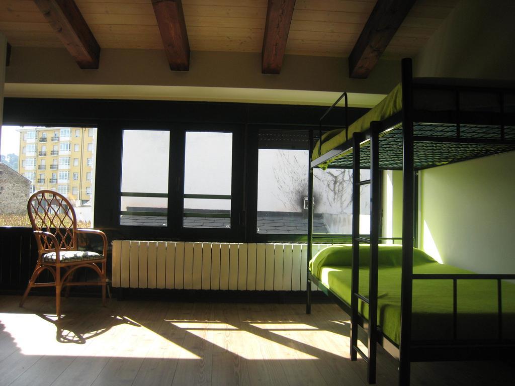 Albergue Oasis Sarria Ruang foto