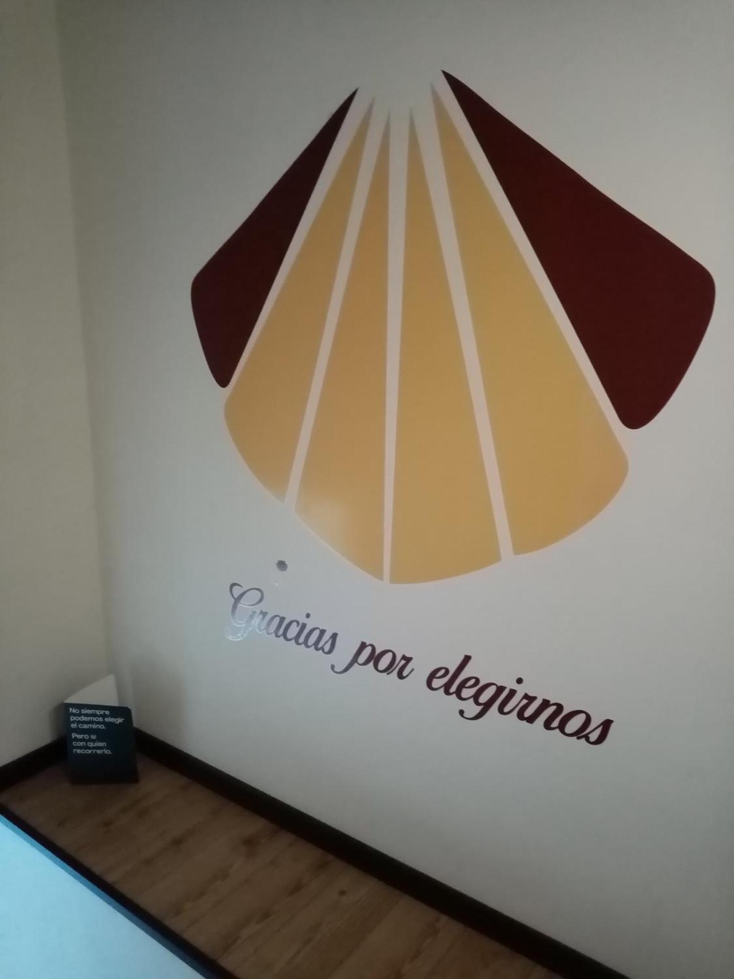Albergue Oasis Sarria Bagian luar foto